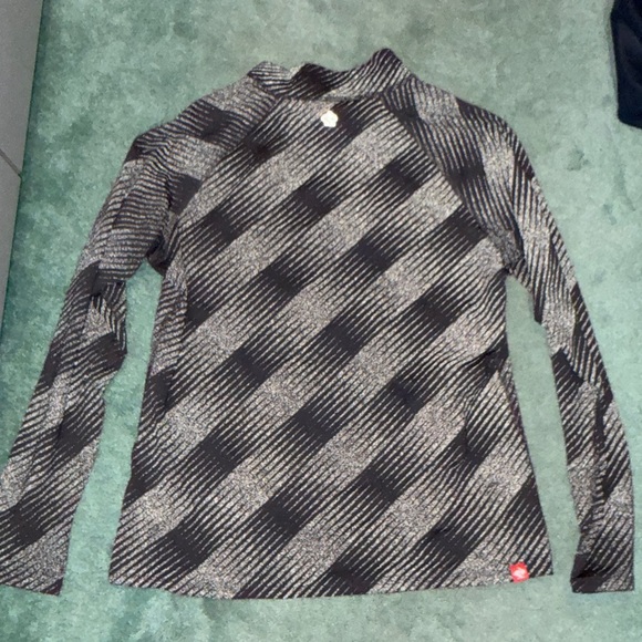 Run Rabbit Low Light Quarter Zip - Picture 5 of 6